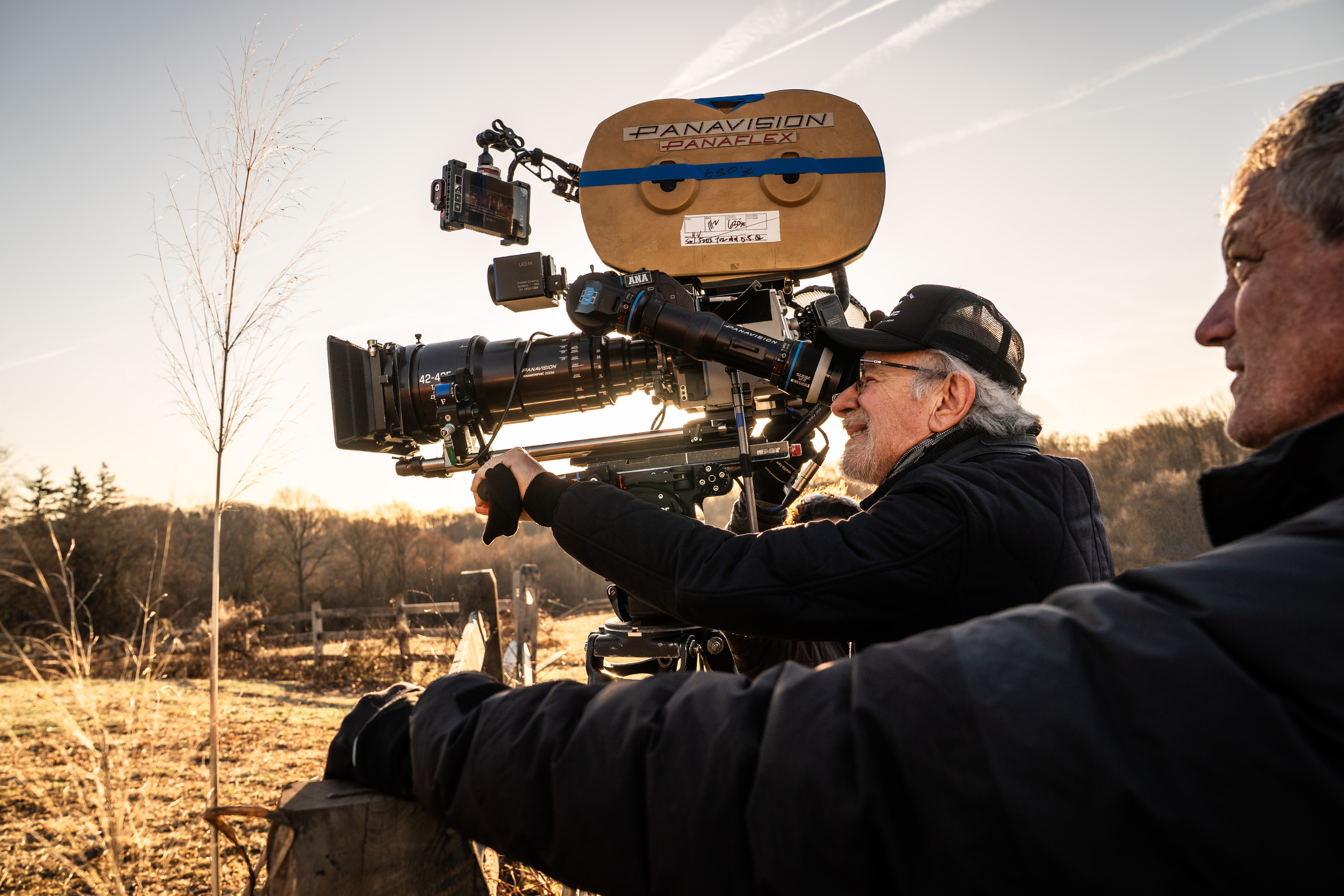 Director Steven Spielberg on the set of his film DISCLOSURE DAY.